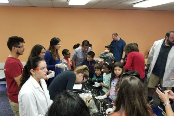 1-27-18-science-in-the-city-dissections-workshop-at-miami-lakes-library-15 Exploring Parallels Between Animal and Human Anatomy STEM Workshop at Miami Lakes Library